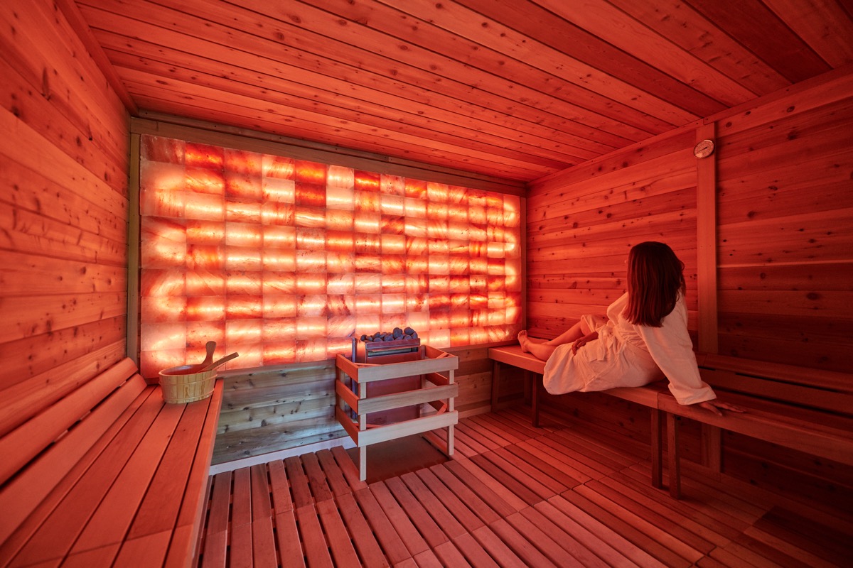 The halo-therapy Himalayan salt chalet